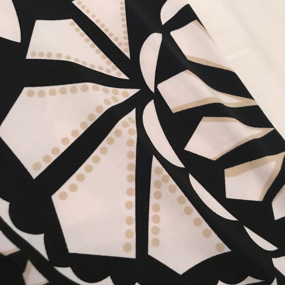 Like New WHBM dress - size xs - Picture 5 of 7